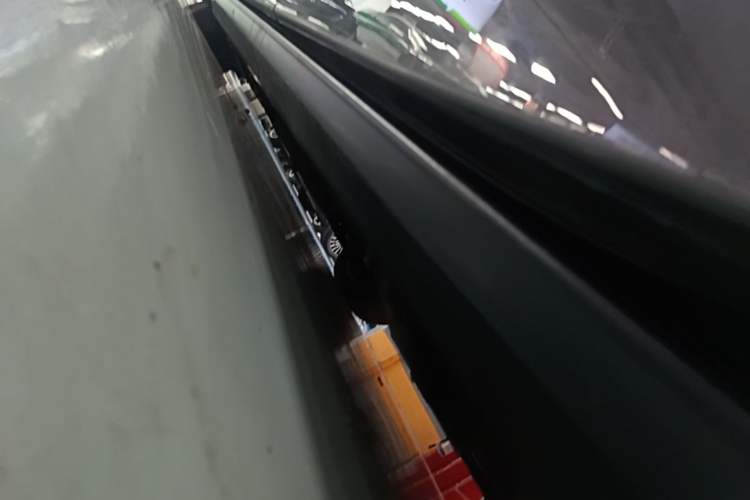 Used Li Auto L8 2023 Pro Model Left Side Sill