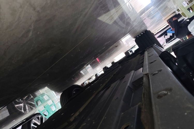 Used Li Auto L8 2023 Pro Model Left Side Sill