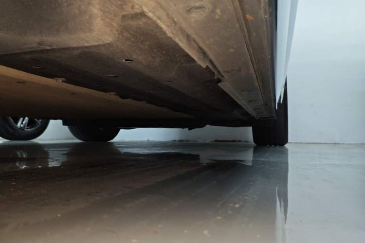 Used Li Auto L8 2023 Pro Model Left Side Sill
