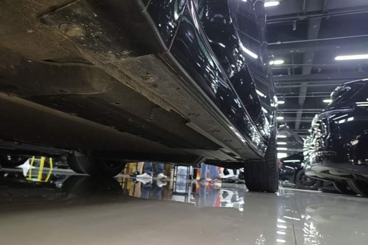 Used Li Auto L8 2023 Pro Model Left Side Sill