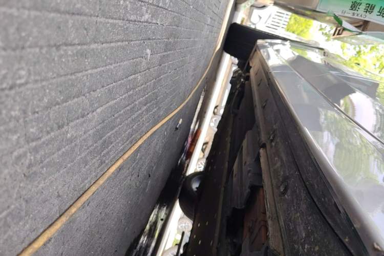 Used Li Auto L8 2023 Pro Model Left Side Sill