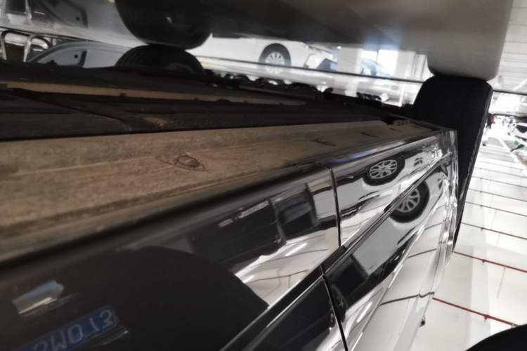 Used Li Auto L8 2023 Pro Model Left Side Sill