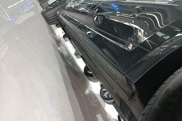 Used Li Auto L8 2023 Pro Model Left Side Sill