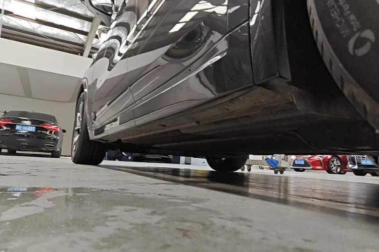 Used Li Auto L8 2023 Pro Model Left Side Sill