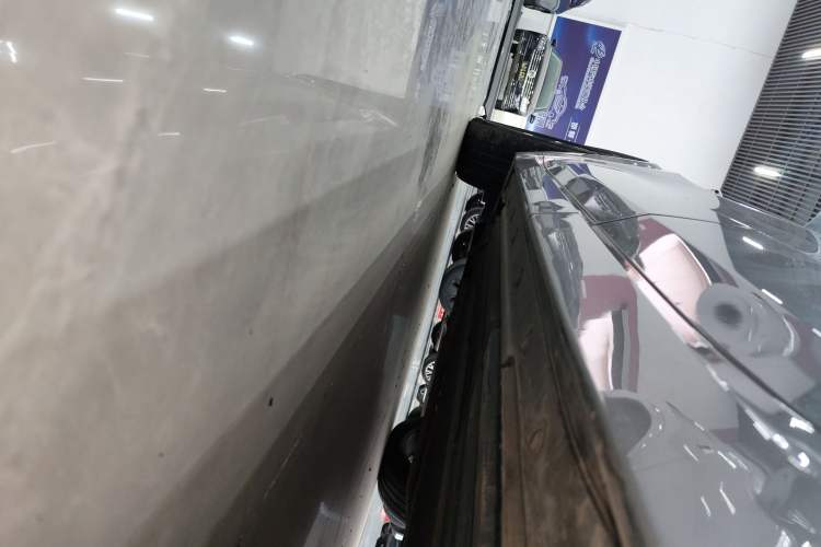Used Li Auto L8 2023 Pro Model Left Side Sill