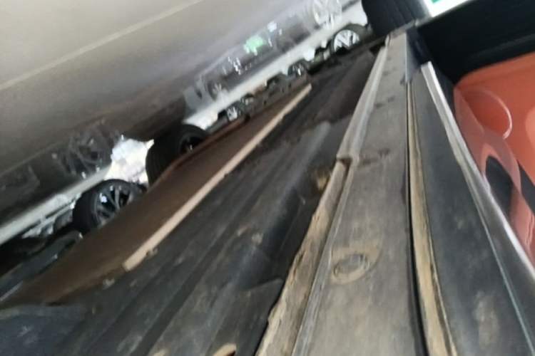 Used Li Auto L8 2023 Air model Left Side Sill