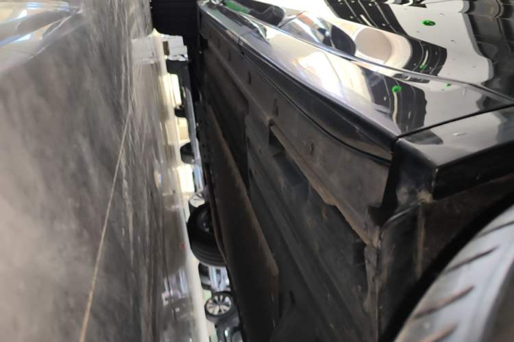 Used Li Auto L8 2023 Air model Left Side Sill