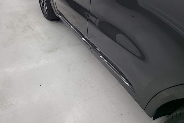 Used Li Auto L8 2023 Pro Model Left Side Sill