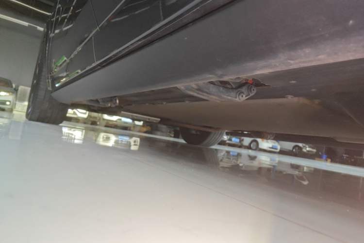 Used Li Auto L8 2023 Pro Model Left Side Sill