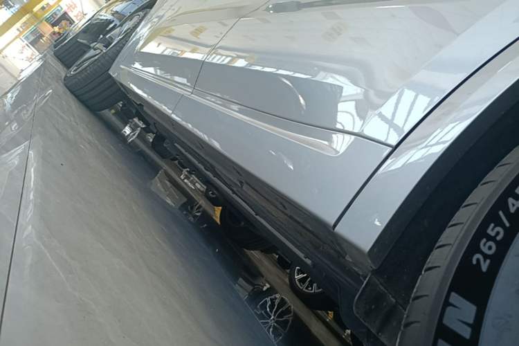 Used Li Auto L8 2023 Max model Left Side Sill