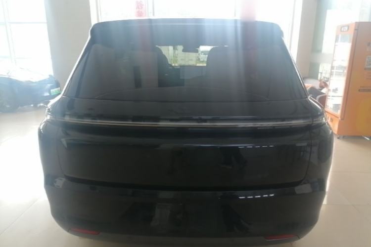 Used Li Auto L8 2023 Pro Model Rear