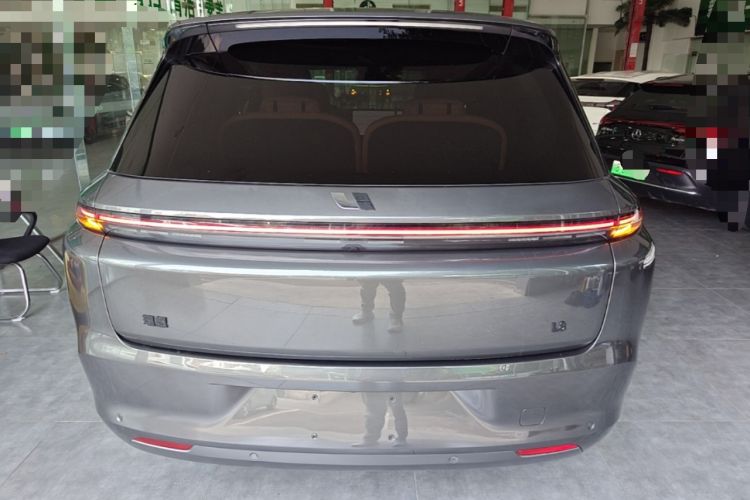 Used Li Auto L8 2023 Pro Model Rear