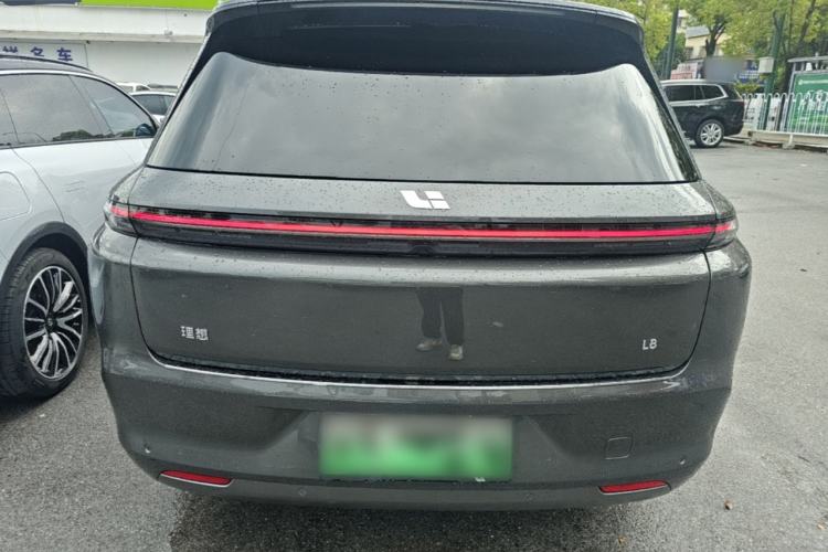 Used Li Auto L8 2023 Pro Model Rear