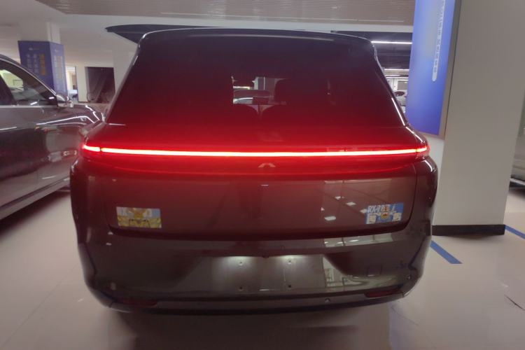 Used Li Auto L8 2023 Pro Model Rear