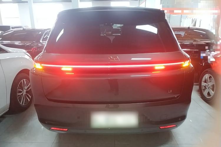 Used Li Auto L8 2023 Pro Model Rear