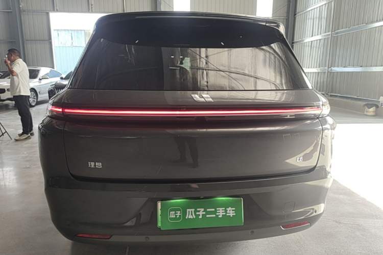 Used Li Auto L8 2023 Pro Model Rear