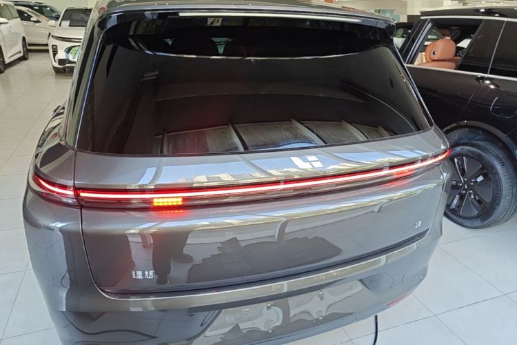 Used Li Auto L8 2023 Pro Model Rear