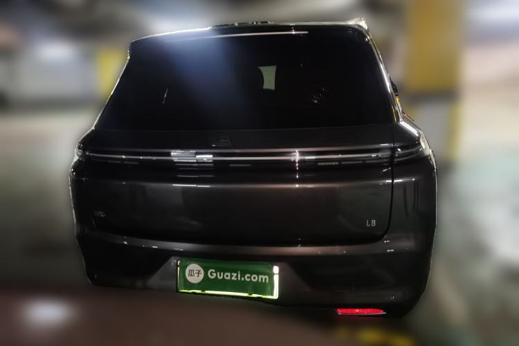 Used Li Auto L8 2023 Pro Model Rear