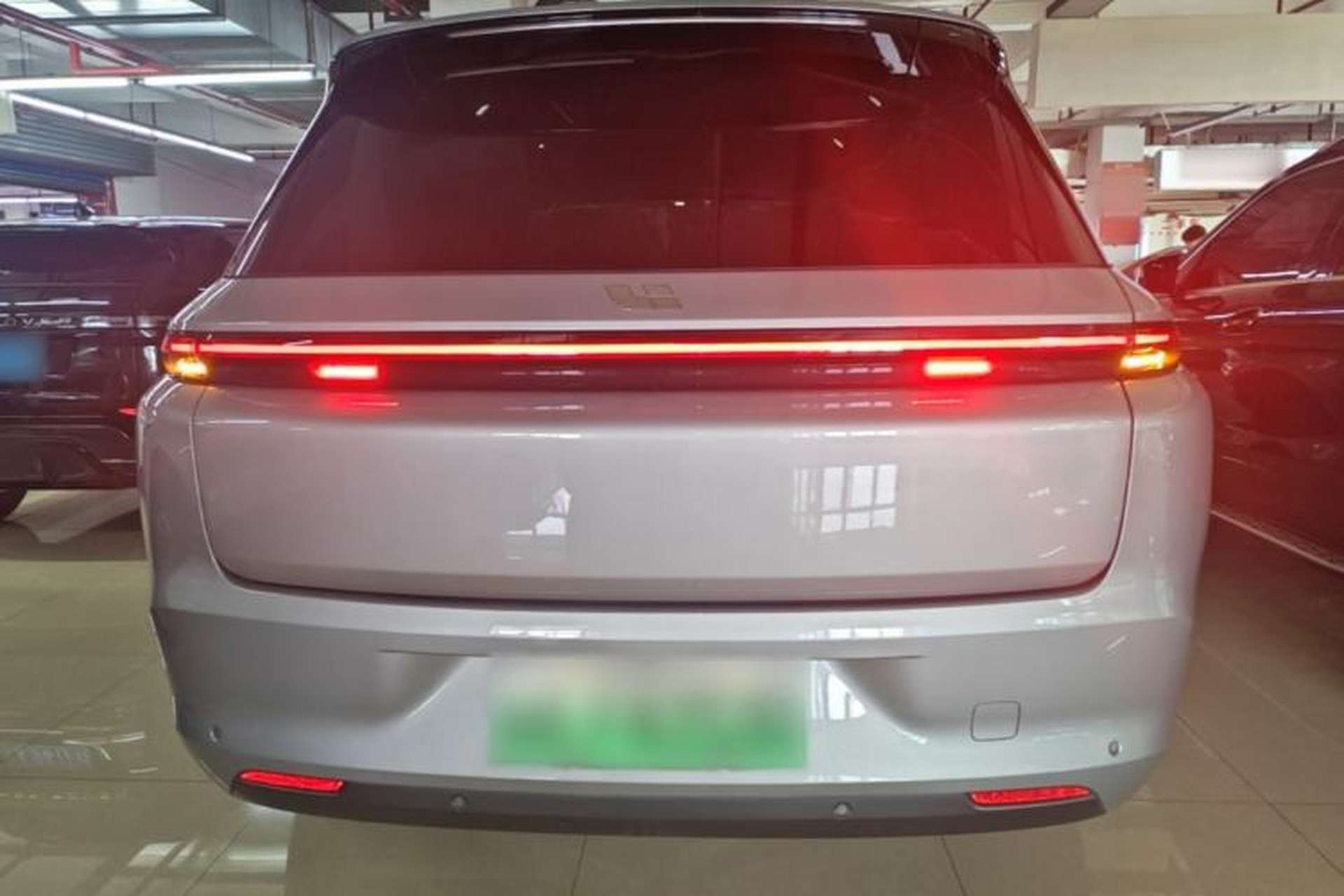 Used Li Auto L8 2023 Pro Model Rear