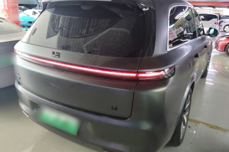Used Li Auto L8 2023 Pro Model Rear Right 45 Deg