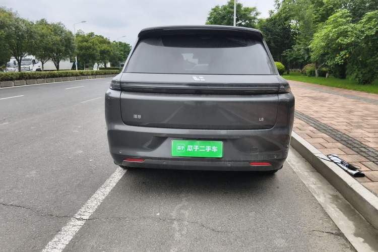 Used Li Auto L8 2023 Pro Model Rear