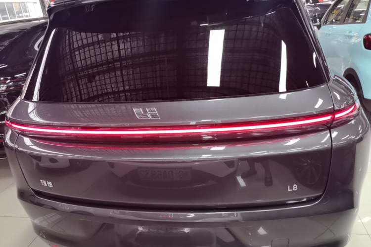 Used Li Auto L8 2023 Pro Model Rear