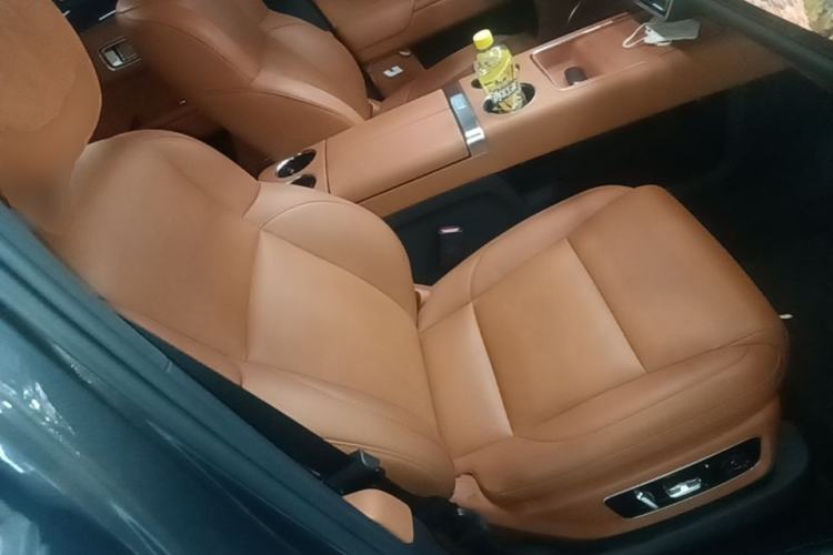 Used Li Auto L8 2023 Pro Model Right Front Seat