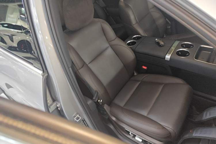 Used Li Auto L8 2023 Pro Model Right Front Seat