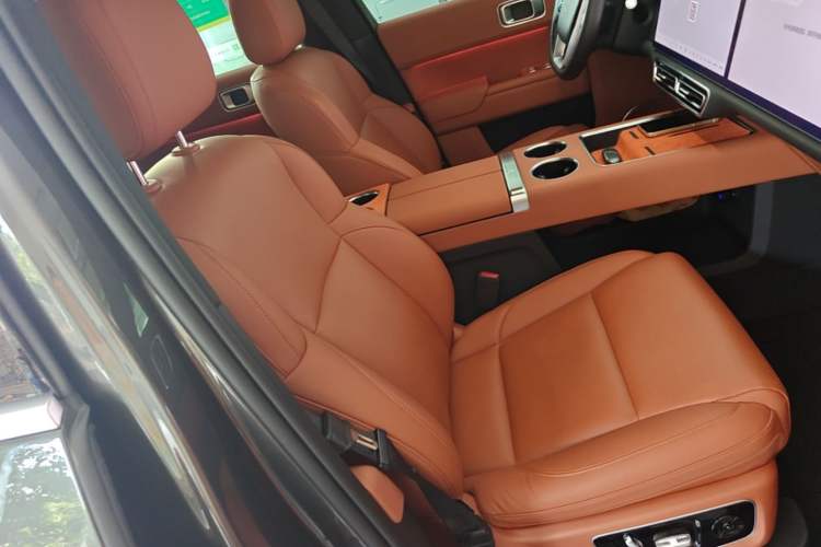 Used Li Auto L8 2023 Pro Model Right Front Seat