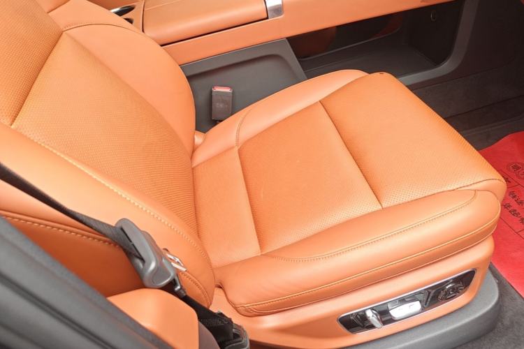 Used Li Auto L8 2023 Pro Model Right Front Seat