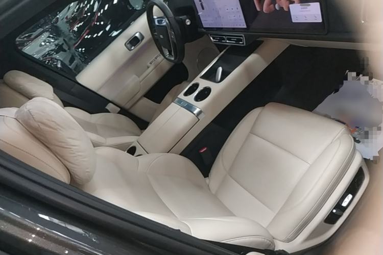 Used Li Auto L8 2023 Pro Model Right Front Seat