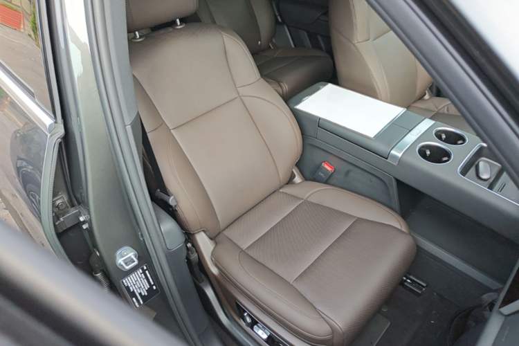 Used Li Auto L8 2023 Air model Right Front Seat