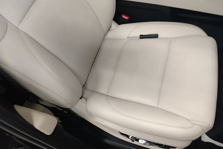 Used Li Auto L8 2023 Air model Right Front Seat