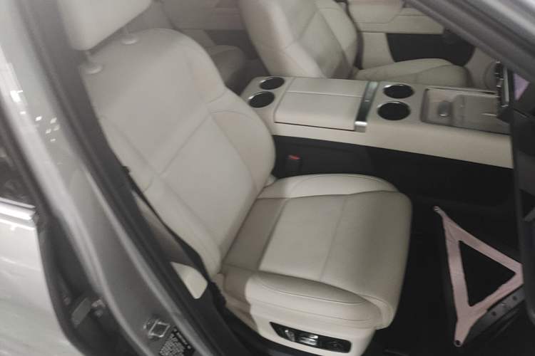 Used Li Auto L8 2023 Pro Model Right Front Seat