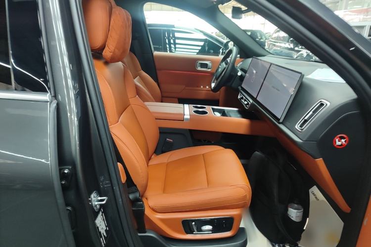 Used Li Auto L8 2023 Pro Model Right Front Seat