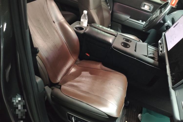 Used Li Auto L8 2023 Pro Model Right Front Seat