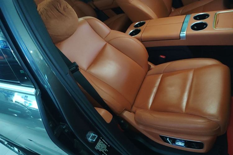 Used Li Auto L8 2023 Pro Model Right Front Seat