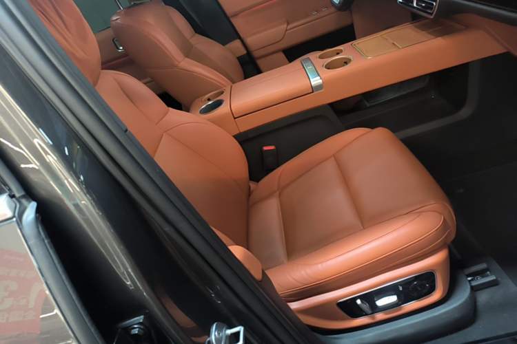 Used Li Auto L8 2023 Pro Model Right Front Seat