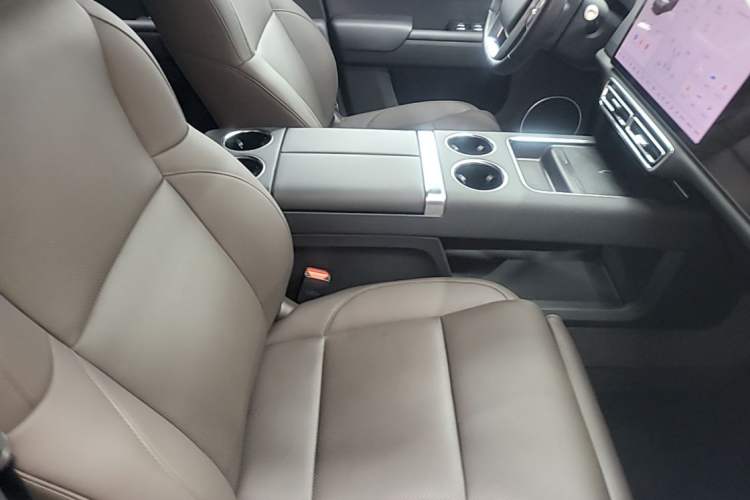 Used Li Auto L8 2023 Pro Model Right Front Seat