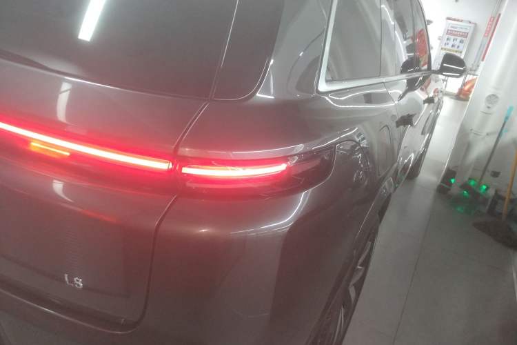 Used Li Auto L8 2023 Pro Model Right Rear Taillight
