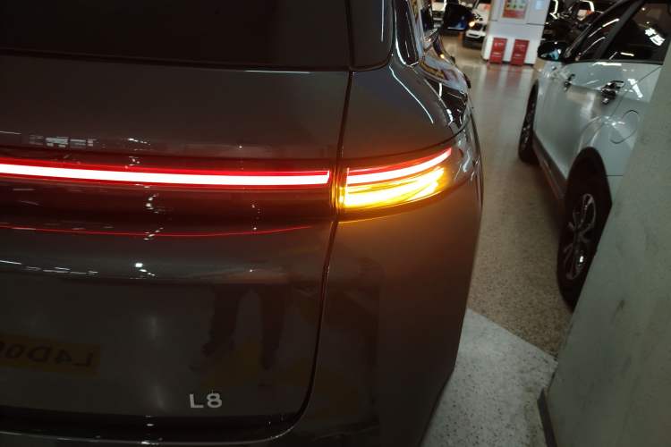 Used Li Auto L8 2023 Pro Model Right Rear Taillight