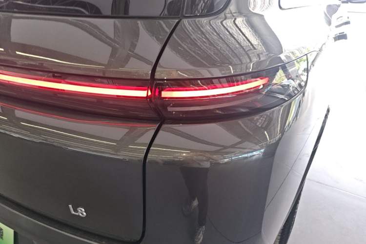 Used Li Auto L8 2023 Pro Model Right Rear Taillight