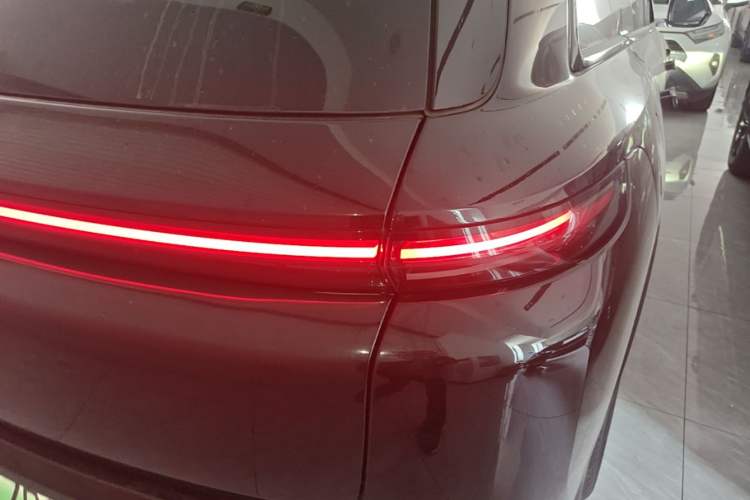 Used Li Auto L8 2023 Pro Model Right Rear Taillight