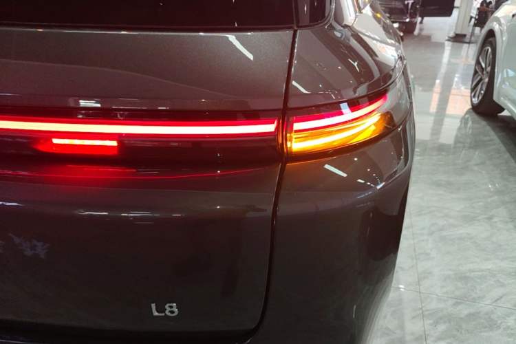 Used Li Auto L8 2023 Pro Model Right Rear Taillight