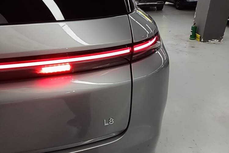 Used Li Auto L8 2023 Air model Right Rear Taillight