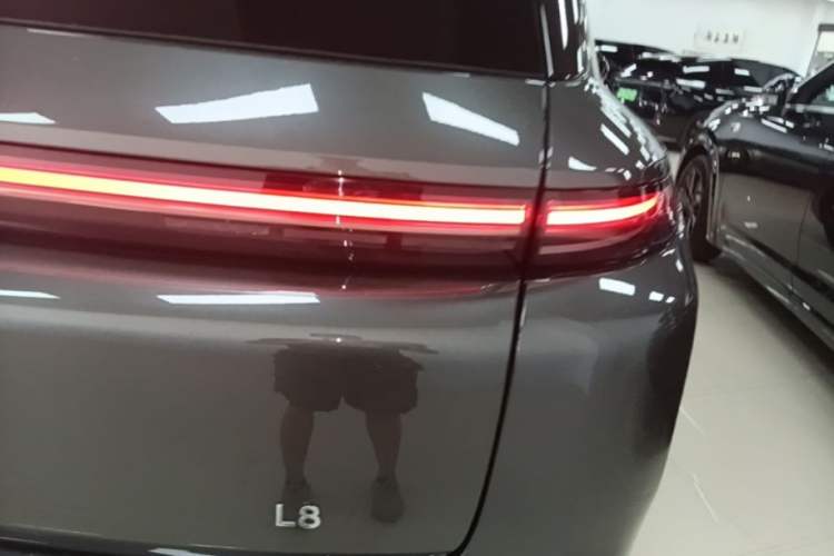 Used Li Auto L8 2023 Air model Right Rear Taillight
