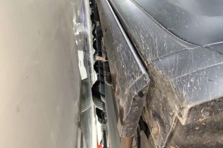Used Li Auto L8 2023 Pro Model Right Side Sill