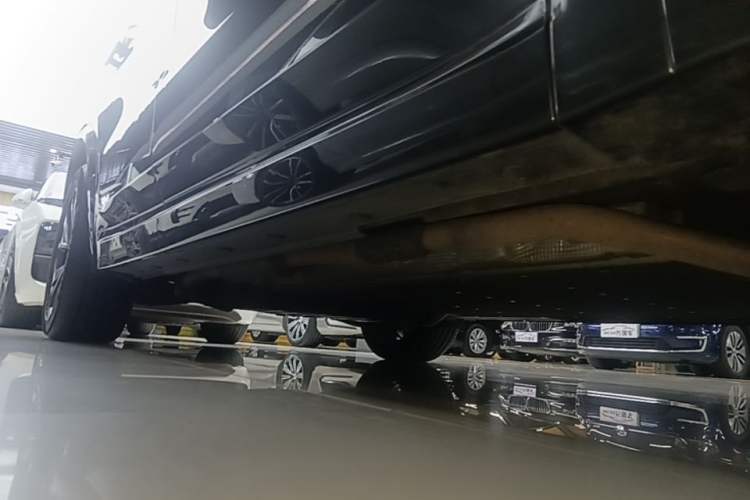 Used Li Auto L8 2023 Pro Model Right Side Sill