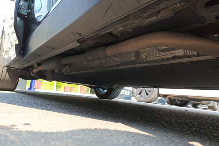 Used Li Auto L8 2023 Air model Right Side Sill