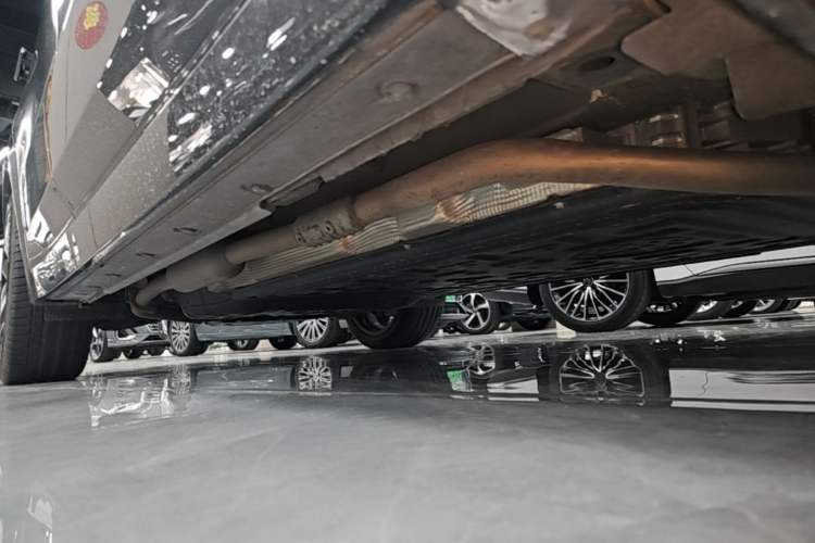 Used Li Auto L8 2023 Air model Right Side Sill